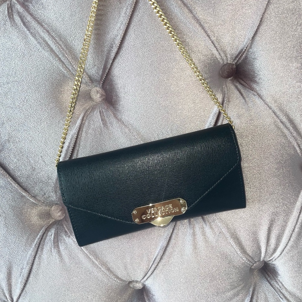 Versace collection wallet on chain